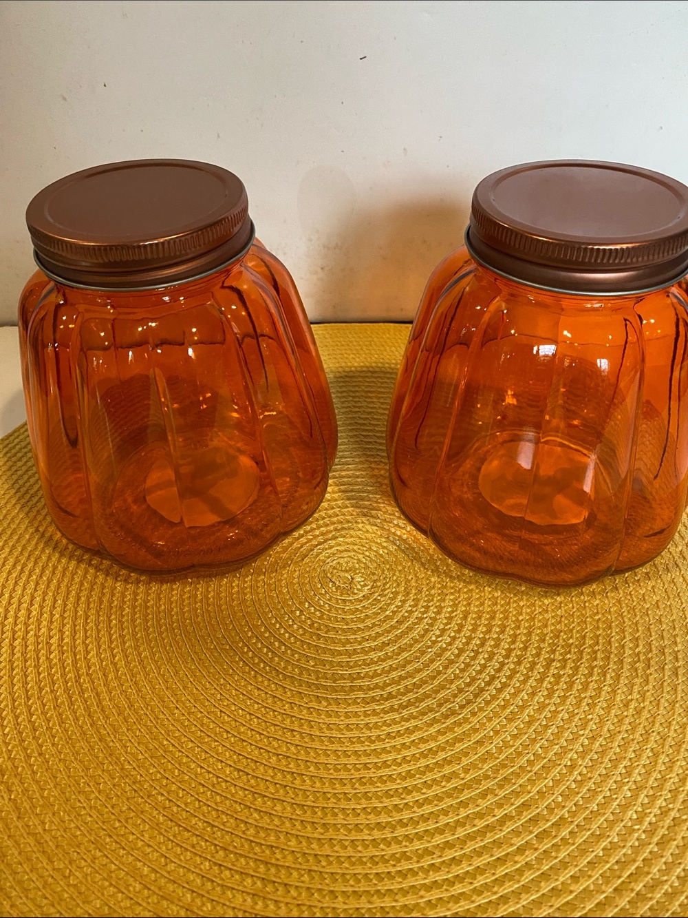 NWT Set of 2 Glass Pumpkin-Shaped Jars with Lids